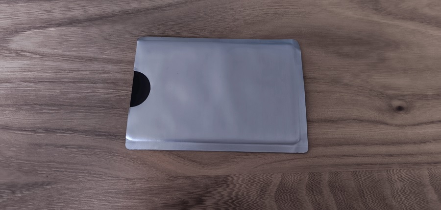 磁気防止カードケース